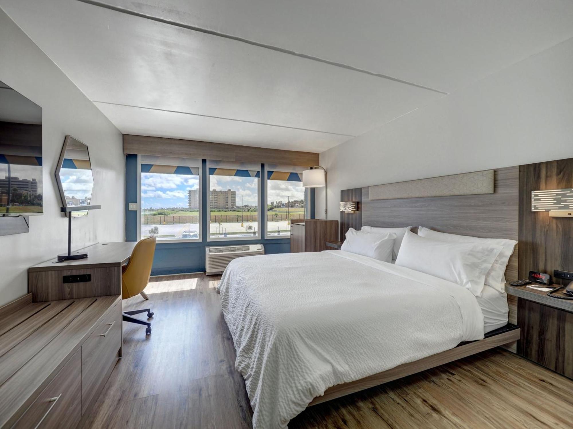 Express - Beachfront By Ihg