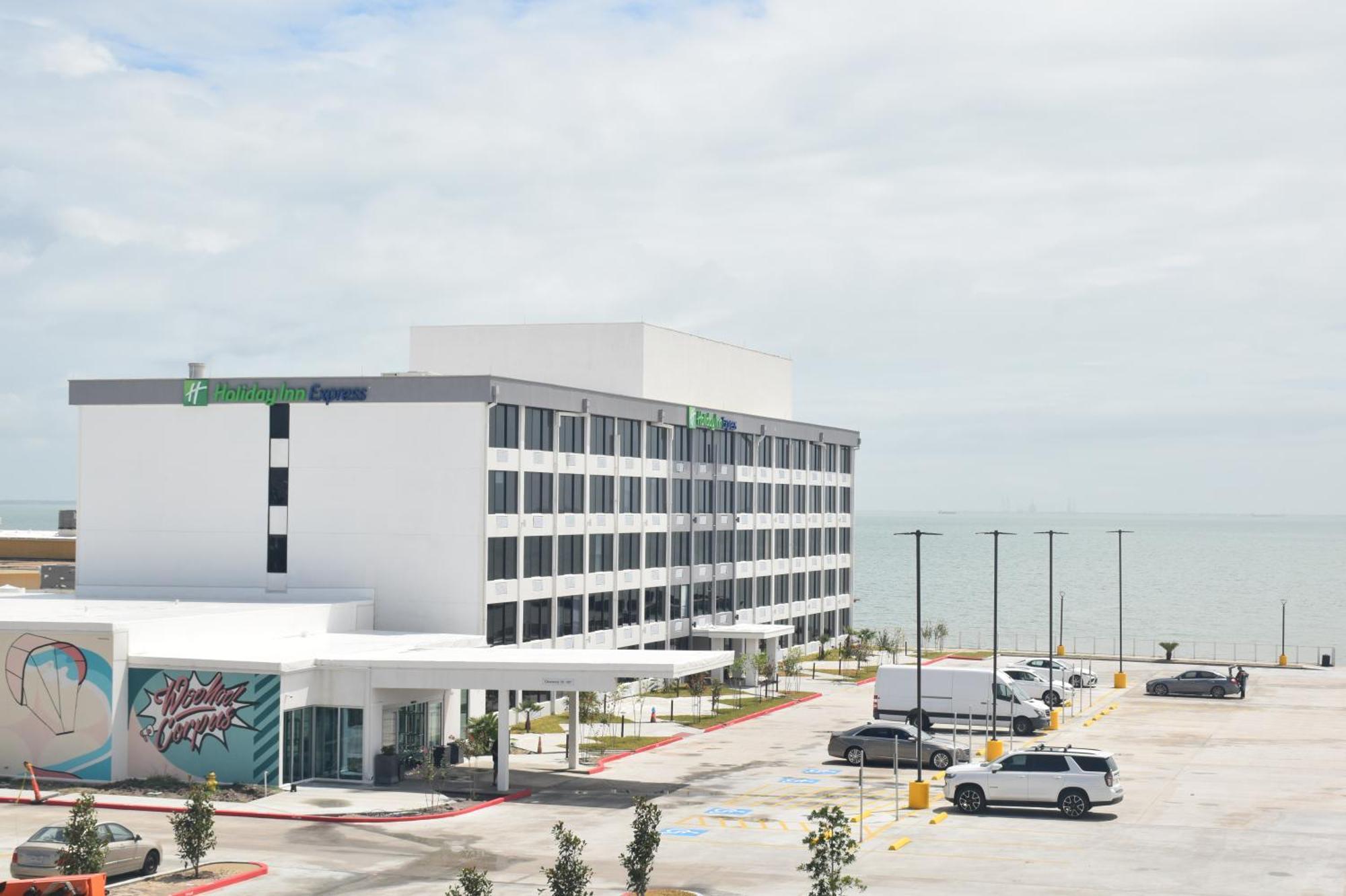 Express - Beachfront By Ihg 2*